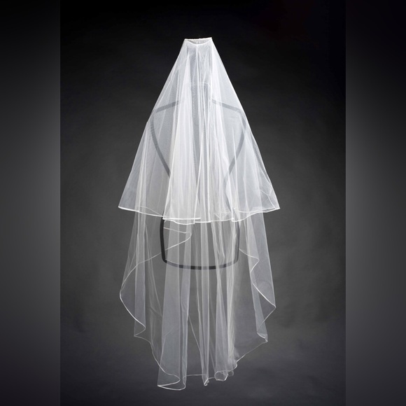 Bridal veil - Picture 2 of 3